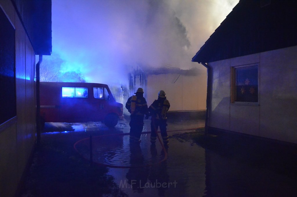 Feuer Asylantenheim Erftstadt Radermacherstr P103.JPG - Miklos Laubert